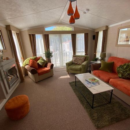 Red Squirrel Lodge Sandown Extérieur photo